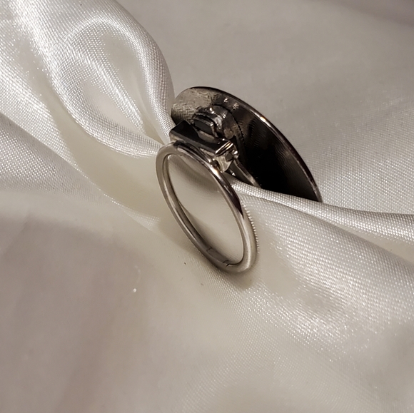 Vintage Scarf, Fur Clip Silver Tone, Vintage Jewelry - Picture 3 of 8